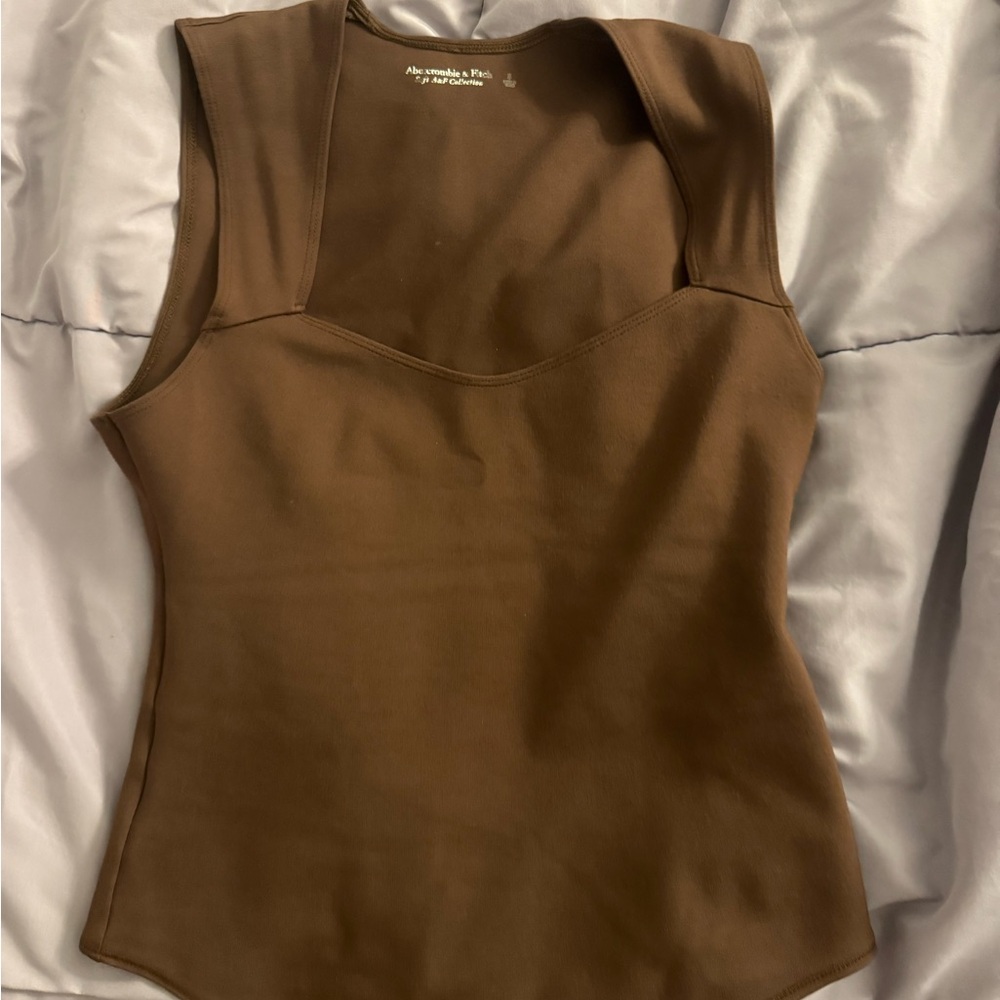 Abercrombie & Fitch Brown Top - Picture 2 of 3